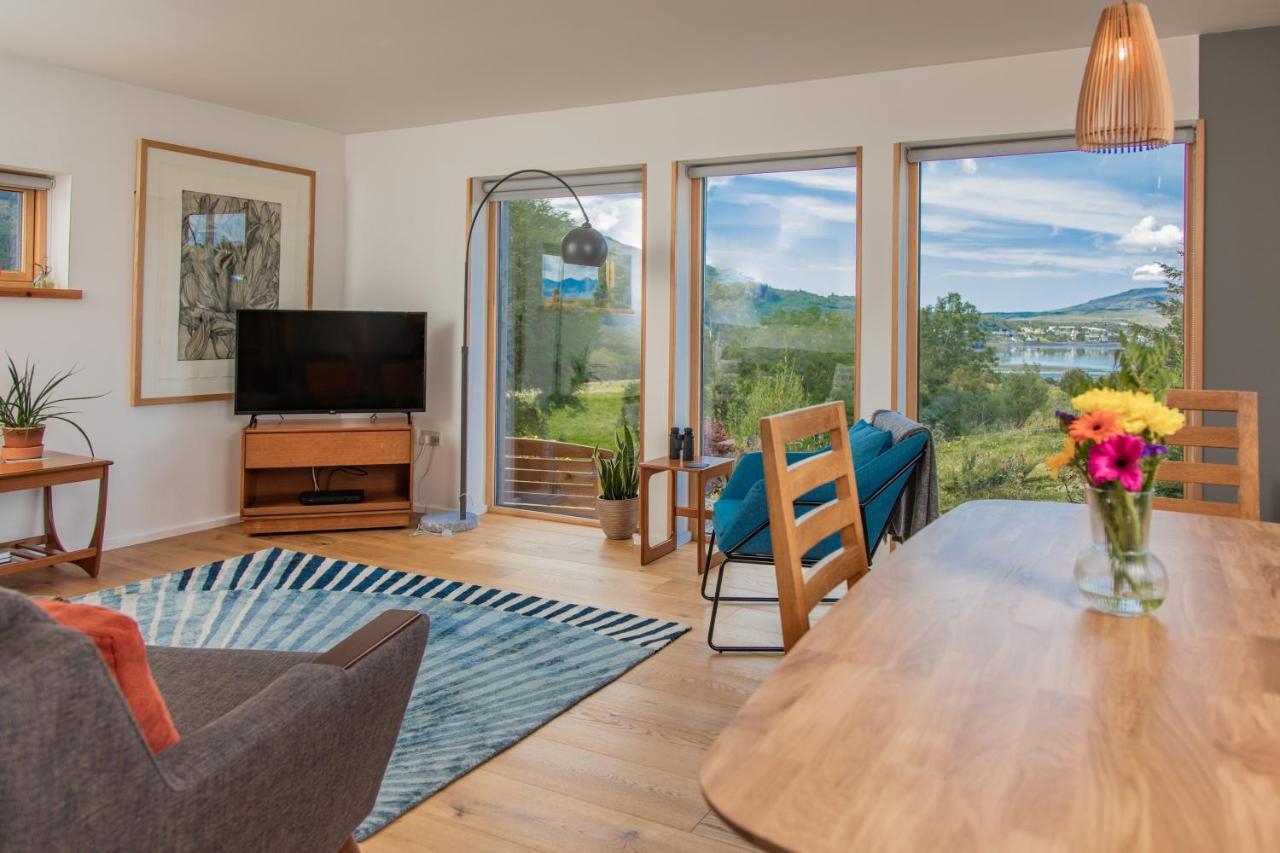 Cuillrigh - Luxury House, Loch & Mountain Views Villa Portree Luaran gambar