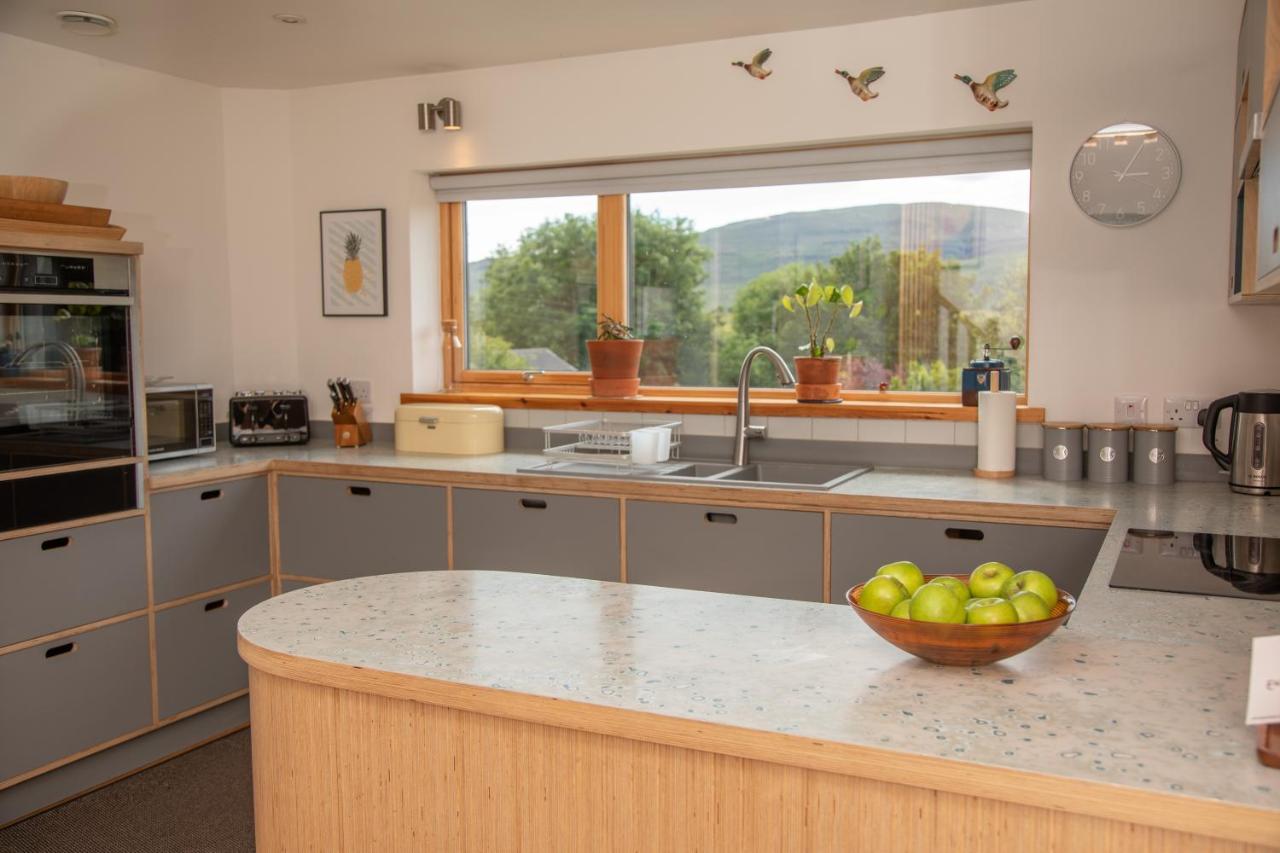 Cuillrigh - Luxury House, Loch & Mountain Views Villa Portree Luaran gambar